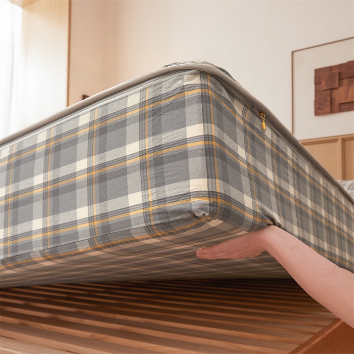 91家纺网 家纺一手货源 找家纺 伊人坊2025新款全棉色织水洗棉六面全包床笠床垫保护套无印风 单层床围-诺卡格