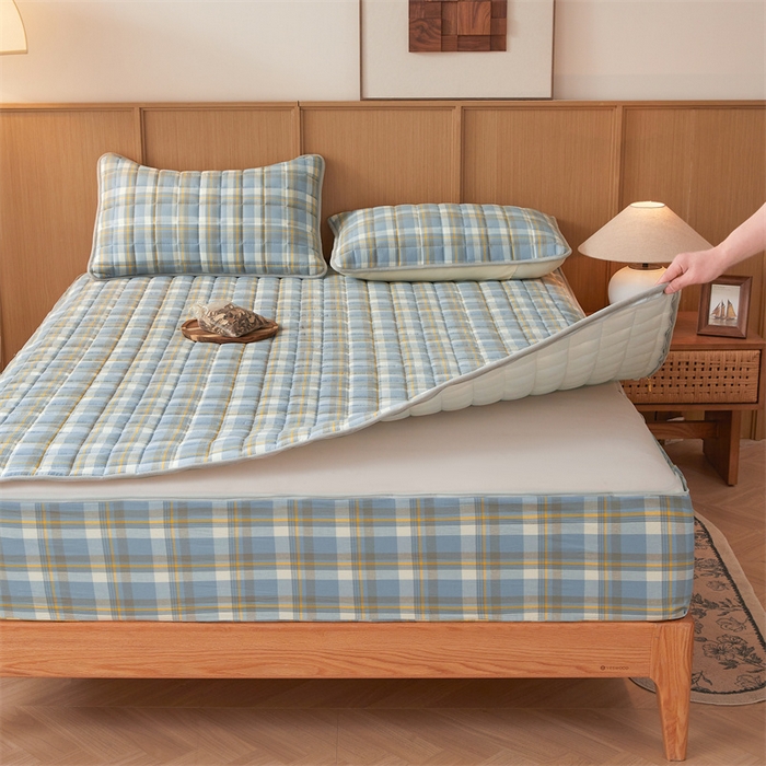 91家纺网 家纺一手货源 找家纺 伊人坊2025新款全棉色织水洗棉六面全包床笠床垫保护套无印风 单层床围-简兮蓝