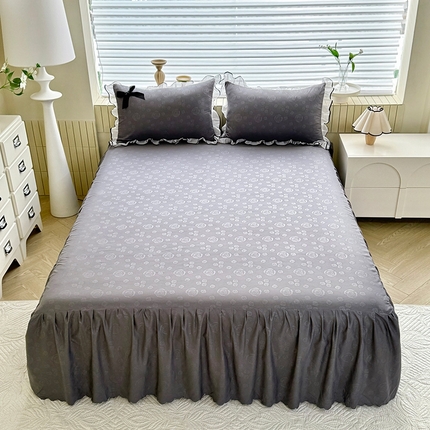 91家纺网 家纺一手货源 找家纺 （总）莉莉安家纺 2025新款甜心系列磨毛亲肤床裙