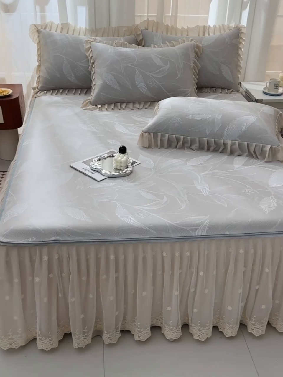 91家纺网 家纺一手货源 找家纺 家之硕家纺 2025春夏新款凉感提花凉席三件套-夏日清凉系列 夏日清凉---咖色