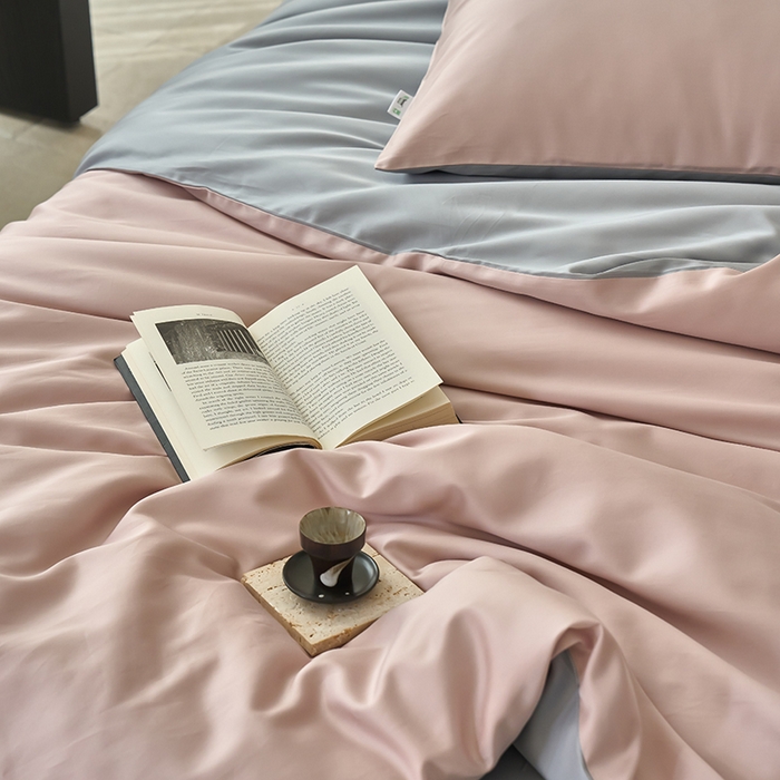 91家纺网 家纺一手货源 找家纺 咏绒家纺工厂店 2025新款60支奥地利兰精天丝纯色天丝棉四件套 藕合（脏脏粉-朦胧灰）