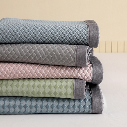 91家纺网 家纺一手货源 找家纺 （总）518家纺 2025春夏新款550克PE中分子豆豆凉席【提供买家秀】床笠款【提供买家秀】