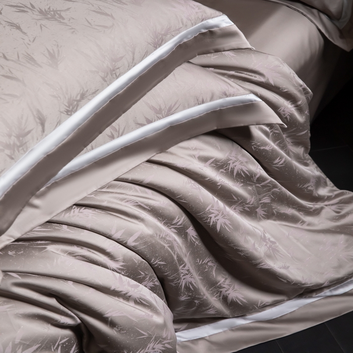 91家纺网 家纺一手货源 找家纺 安莱生活2025新款天丝棉拼接暗合工艺四件套-邂逅系列 雨沫风铃