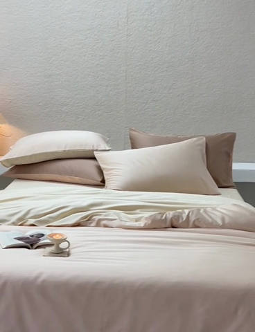 91家纺网 家纺一手货源 找家纺 咏绒家纺工厂店 2025新款60支奥地利兰精天丝纯色天丝棉四件套 可可（可可牛奶-优雅驼）