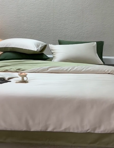 91家纺网 家纺一手货源 找家纺 咏绒家纺工厂店 2025新款60支奥地利兰精天丝纯色天丝棉四件套 乳白（乳白-冷黄绿）