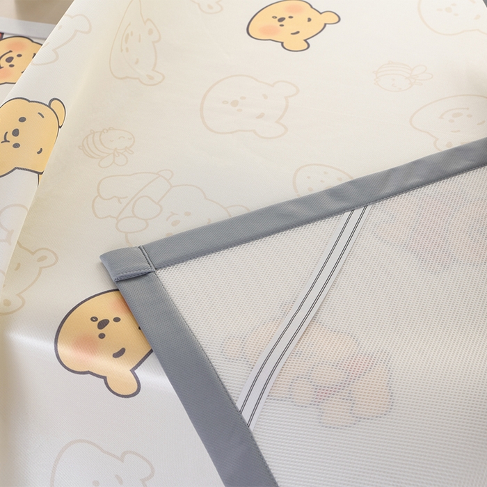 91家纺网 家纺一手货源 找家纺 牵依 2025春夏新款A类碳光冰丝席凉感印花三明治凉席 维尼熊