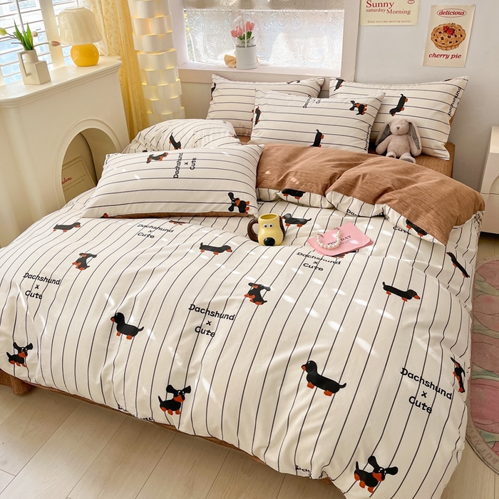 91家纺网 家纺一手货源 找家纺 吉象家纺13070全棉四件套纯棉四件套直播小清新男孩女腊肠犬