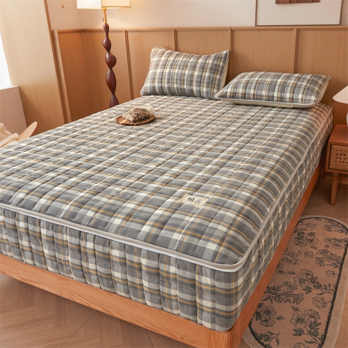 91家纺网 家纺一手货源 找家纺 伊人坊2025新款全棉色织水洗棉六面全包床笠床垫保护套无印风 夹棉床围-诺卡格