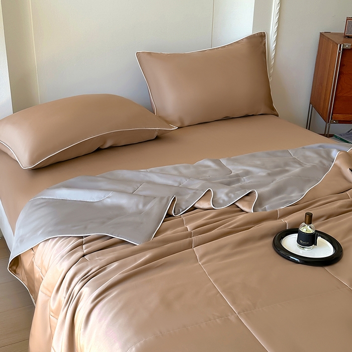 91家纺网 家纺一手货源 找家纺 百寐 2025新款60S兰精天丝夏被系列 冰咖啡+碳灰