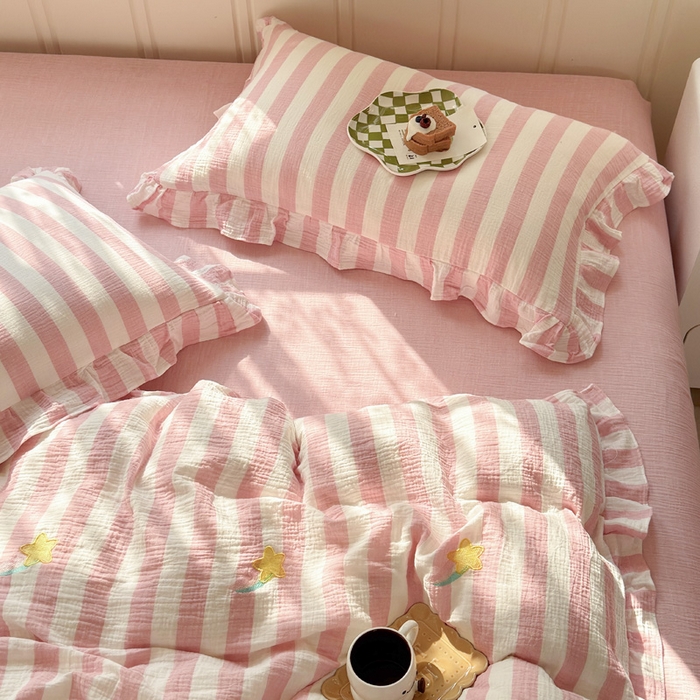 91家纺网 家纺一手货源 找家纺 2025新品全棉色织皱皱纱刺绣款四件套 流星雨