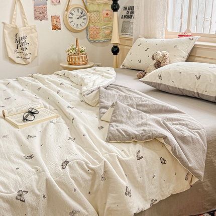 91家纺网 家纺一手货源 找家纺 （总）一比一家纺 2025新款云感皱皱纱简单款夏被夏凉被空调被四件套