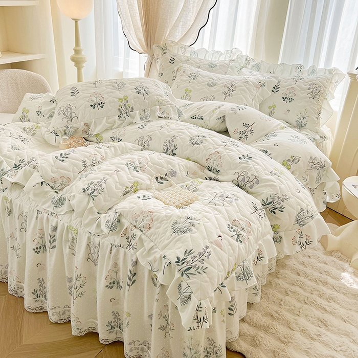 91家纺网 家纺一手货源 找家纺 宜凡家纺 2025新款糯糯棉全夹棉床笠式床裙三件套 花季浅吟