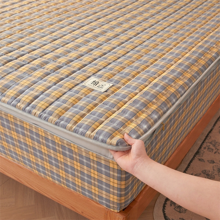 91家纺网 家纺一手货源 找家纺 伊人坊2025新款全棉色织水洗棉六面全包床笠床垫保护套无印风 单层床围-黄调格