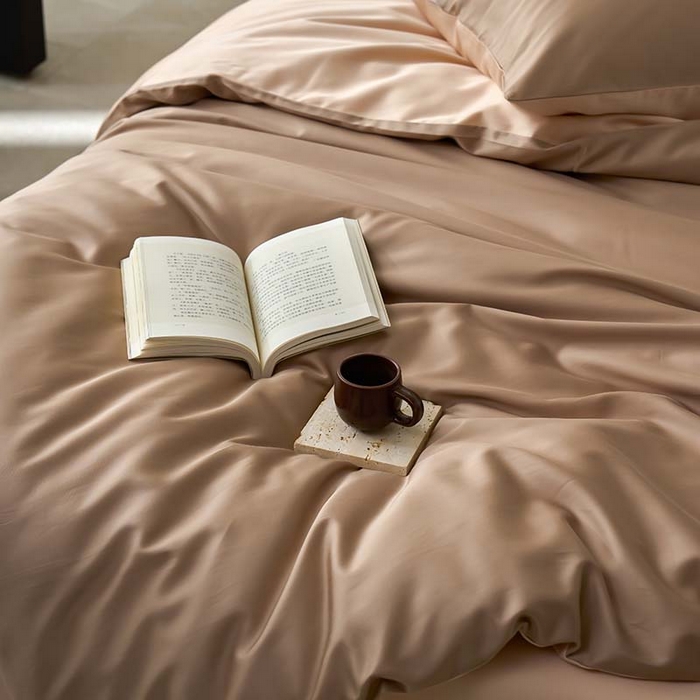 91家纺网 家纺一手货源 找家纺 咏绒家纺工厂店 2025新款60支奥地利兰精天丝纯色天丝棉四件套 茶棕（淡雅米-风衣米）