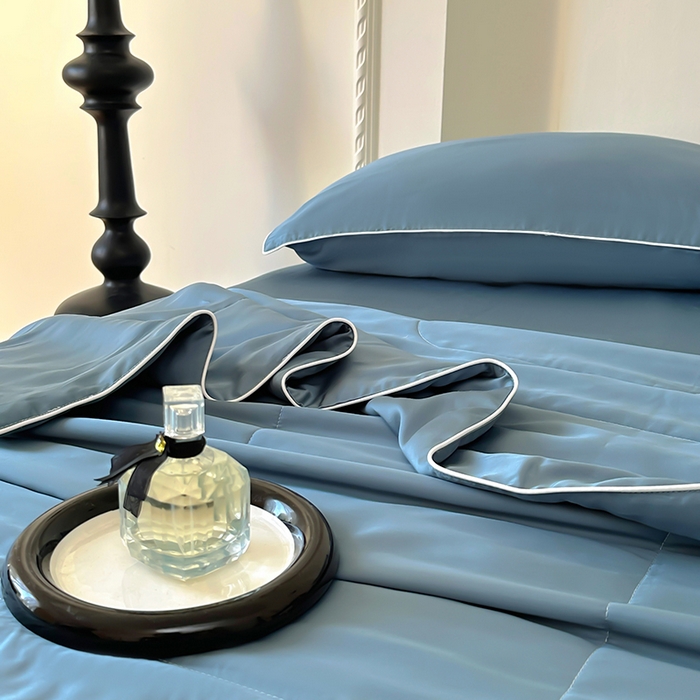 91家纺网 家纺一手货源 找家纺 百寐 2025新款60S兰精天丝夏被系列 管蓝