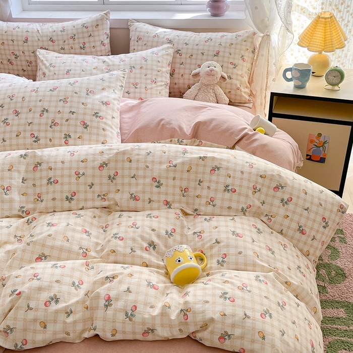 91家纺网 家纺一手货源 找家纺 吉象家纺13070全棉四件套纯棉四件套直播小清新男孩女草莓格