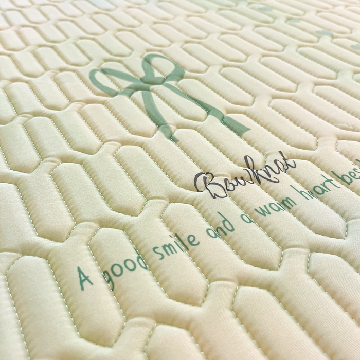 91家纺网 家纺一手货源 找家纺 川悦生活 2025新款大阪宿舍凉感丝凉席 夏天物语