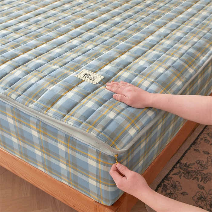 91家纺网 家纺一手货源 找家纺 伊人坊2025新款全棉色织水洗棉六面全包床笠床垫保护套无印风 单层床围-简兮蓝