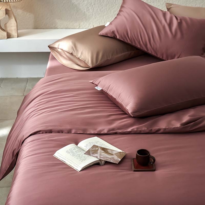 91家纺网 家纺一手货源 找家纺 咏绒家纺工厂店 2025新款60支奥地利兰精天丝纯色天丝棉四件套 覆盆子（芋泥豆沙）