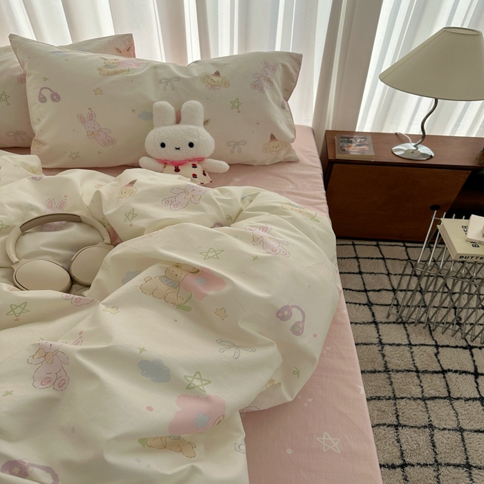 91家纺网 家纺一手货源 找家纺 尺素 2025新款全棉卡通可爱儿童四件套纯棉活性A类被套学生宿舍三件套1.8床笠双人床单 甜豆星球