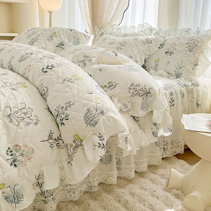 91家纺网 家纺一手货源 找家纺 宜凡家纺 2025新款糯糯棉全夹棉床笠式床裙四件套 花季浅吟