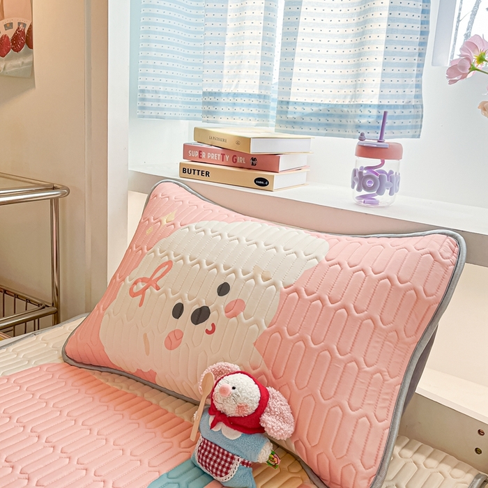 91家纺网 家纺一手货源 找家纺 川悦生活 2025新款大阪宿舍凉感丝凉席 莫妮恰