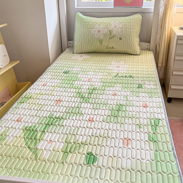 91家纺网 家纺一手货源 找家纺 川悦生活 2025新款大阪宿舍凉感丝凉席 小清哈桑