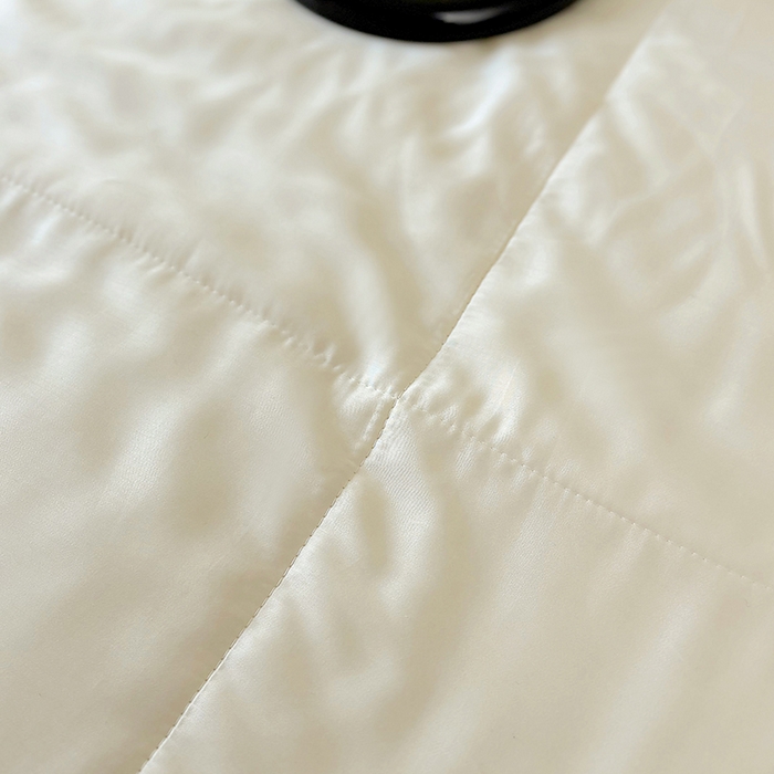 91家纺网 家纺一手货源 找家纺 百寐 2025新款60S兰精天丝夏被系列 奶白