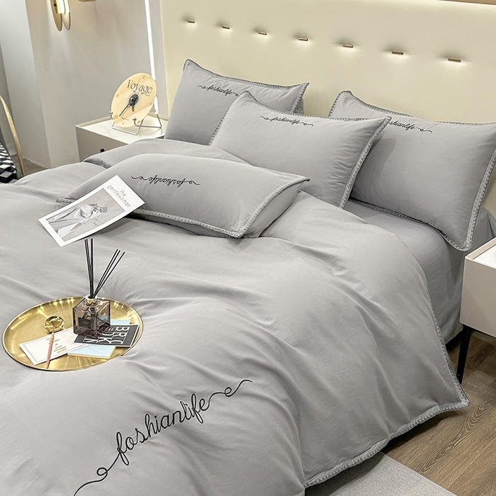 91家纺网 家纺一手货源 找家纺 2025新款13374全棉母婴级贝壳绣宽边枕套纯色刺绣三角针四件套全棉贡缎新疆长绒字母款 贝壳绣-绅士灰