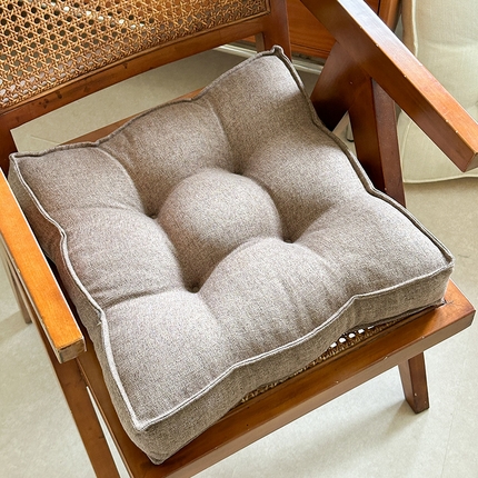 91家纺网 家纺一手货源 找家纺 美茉家居 2025新款棉麻面包坐垫 深咖