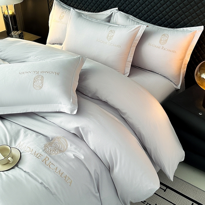 91家纺网 家纺一手货源 找家纺 梦莱斯2025新款长绒棉刺绣轻奢系列四件套 星空灰