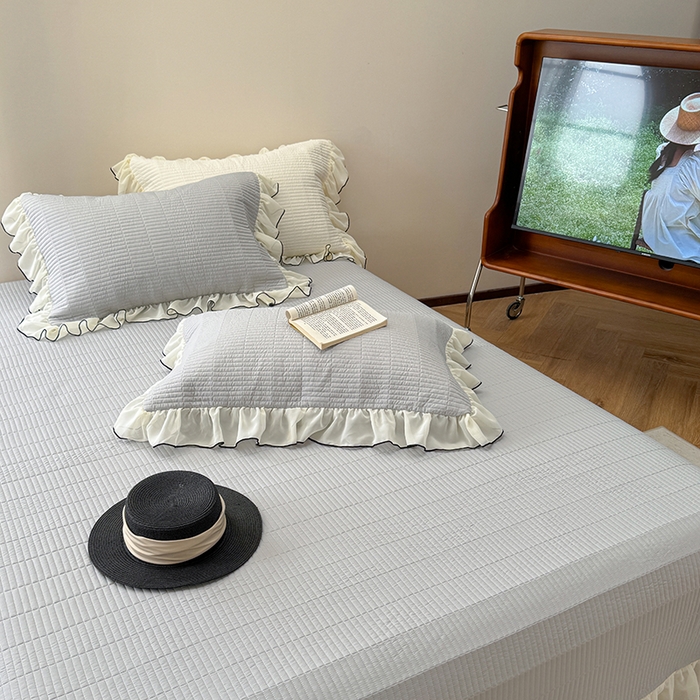 91家纺网 家纺一手货源 找家纺 琳可家居 2025新款雪精灵系列兰精天丝凉感床盖三件套 素雅灰