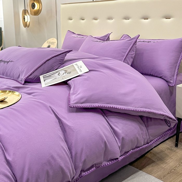 91家纺网 家纺一手货源 找家纺 2025新款13374全棉母婴级贝壳绣宽边枕套纯色刺绣三角针四件套全棉贡缎新疆长绒字母款 贝壳绣-典雅紫