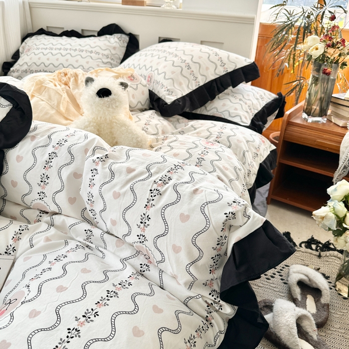 91家纺网 家纺一手货源 找家纺 芷凡家纺 2025新款皱皱云感棉赫本风韩式花边四件套 波纹