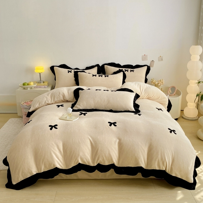 91家纺网 家纺一手货源 找家纺 梦莱斯2025新款黑边绣花牛奶绒四件套 蝴蝶结-咖