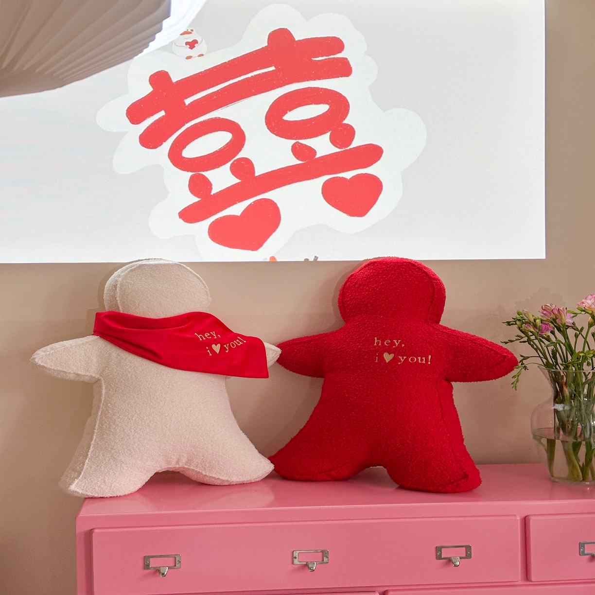 91家纺网 家纺一手货源 找家纺 （总）美茉家居 爱的依偎（靠垫）