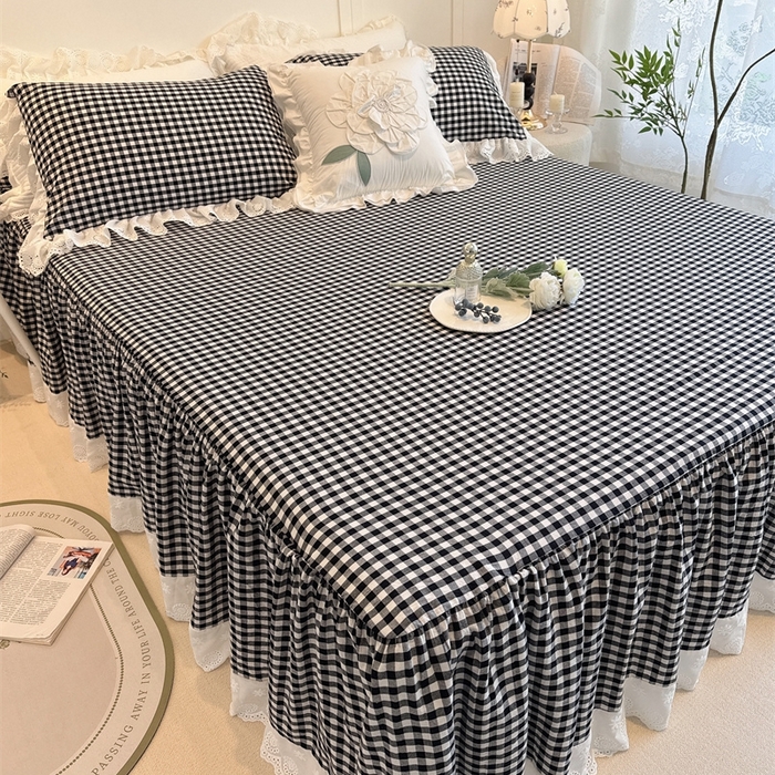 91家纺网 家纺一手货源 找家纺 胜权家纺 2025春夏新品全棉法式复古色织水洗棉床裙单品系列 小黑格