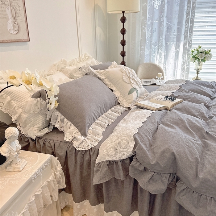 91家纺网 家纺一手货源 找家纺 胜权家纺 2025春夏新品全棉法式复古色织水洗棉床裙四件套系列 亚麻灰