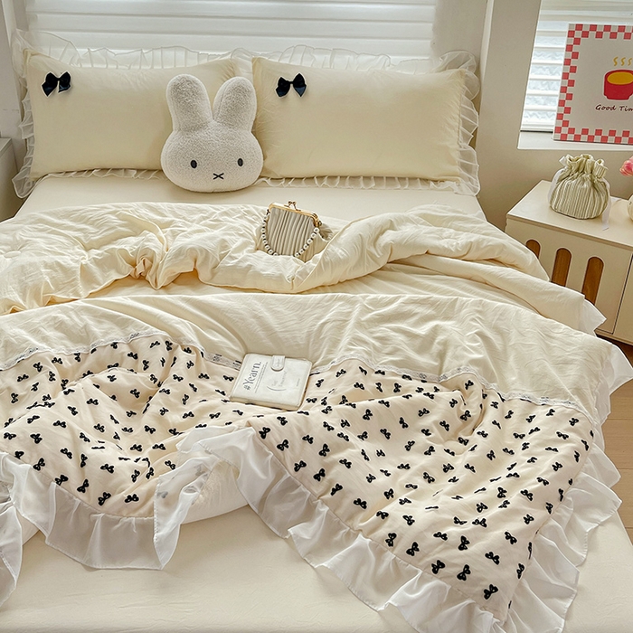 91家纺网 家纺一手货源 找家纺 梦之岛 2025新款韩版蝴蝶蕾丝水洗棉毛巾绣四件套 蝴蝶夏被-黄