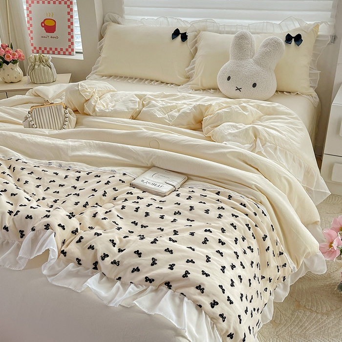 91家纺网 家纺一手货源 找家纺 梦之岛 2025新款韩版蝴蝶蕾丝水洗棉毛巾绣四件套 蝴蝶夏被-黄