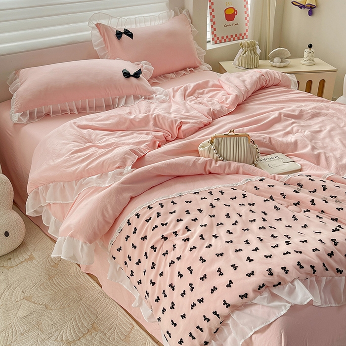 91家纺网 家纺一手货源 找家纺 梦之岛 2025新款韩版蝴蝶蕾丝水洗棉毛巾绣四件套 蝴蝶夏被-玉