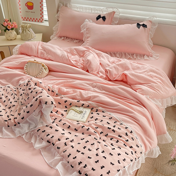 91家纺网 家纺一手货源 找家纺 梦之岛 2025新款韩版蝴蝶蕾丝水洗棉毛巾绣四件套 蝴蝶夏被-玉