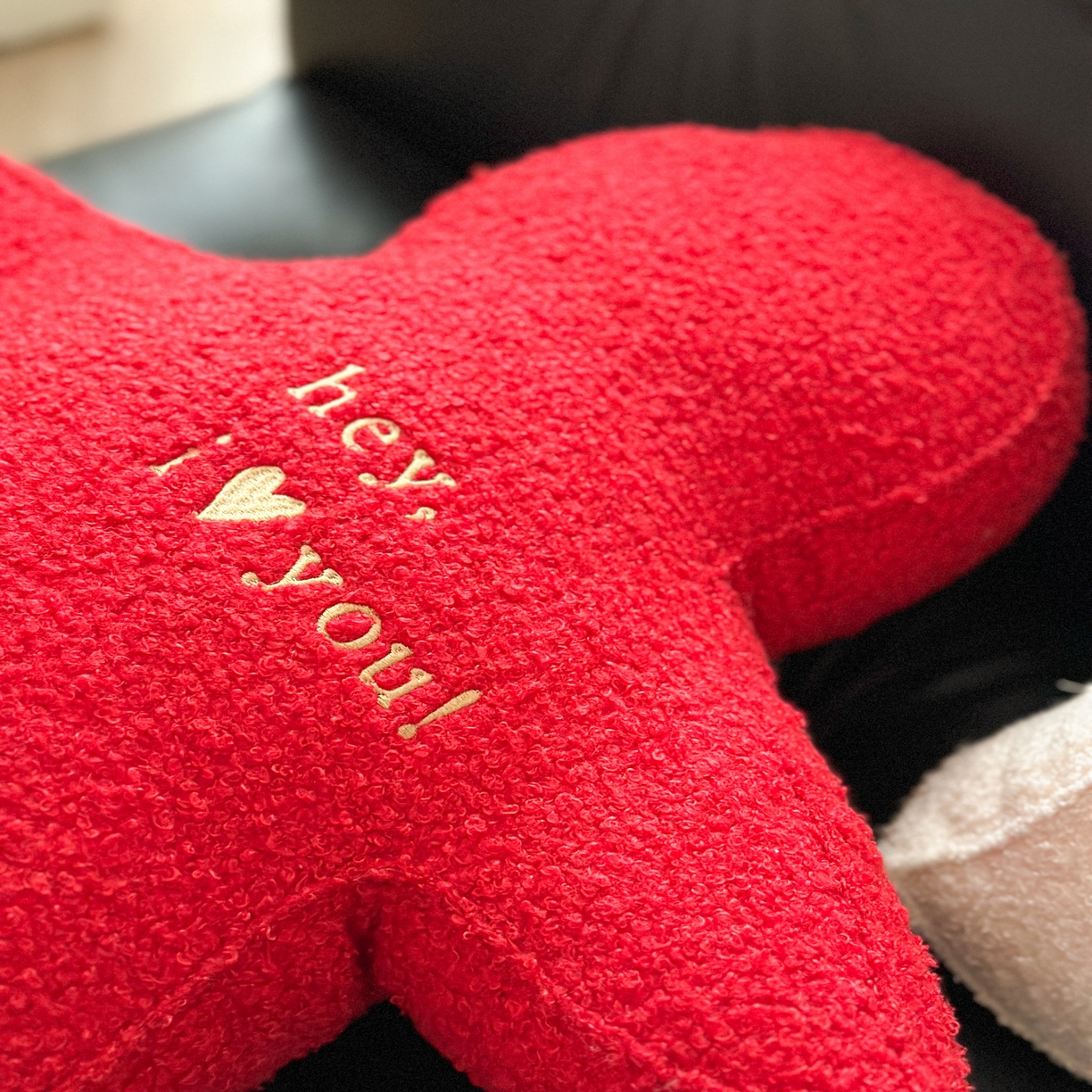 91家纺网 家纺一手货源 找家纺 （总）美茉家居 爱的依偎（靠垫）