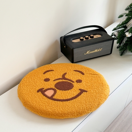 美茉家居 2025新款泰迪绒毛巾绣坐垫 维尼黄