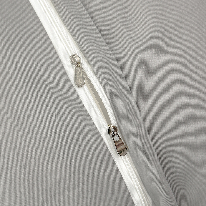 91家纺网 家纺一手货源 找家纺 2025新款13374全棉母婴级贝壳绣宽边枕套纯色刺绣三角针四件套全棉贡缎新疆长绒字母款 贝壳绣-绅士灰