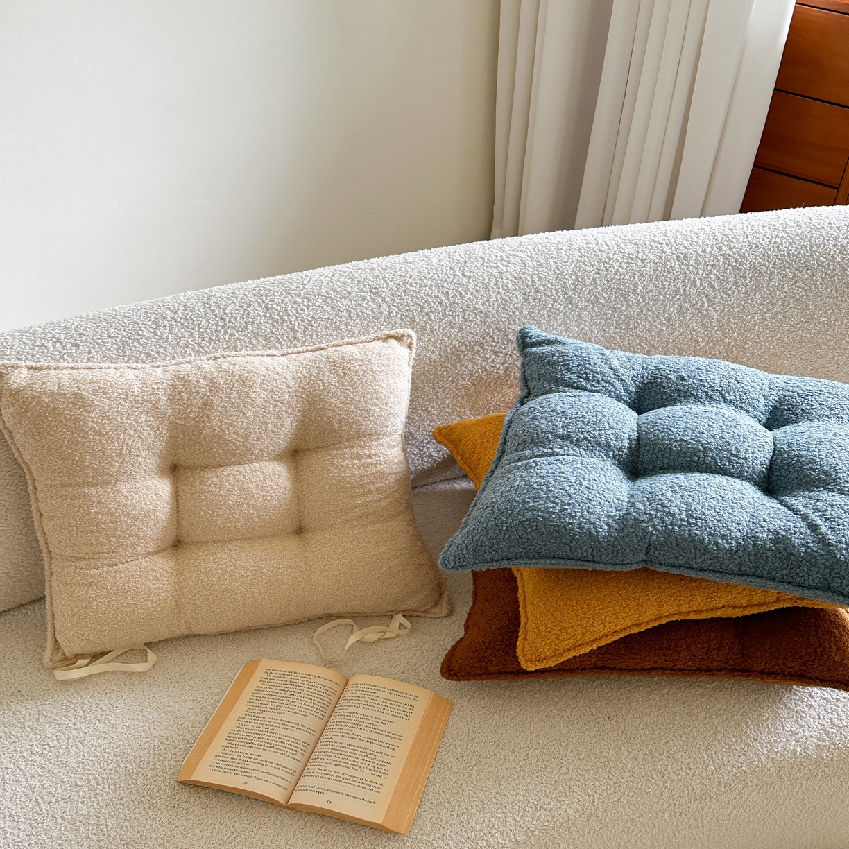 91家纺网 家纺一手货源 找家纺 （总）美茉家居 2025新款泰迪绒方形坐垫