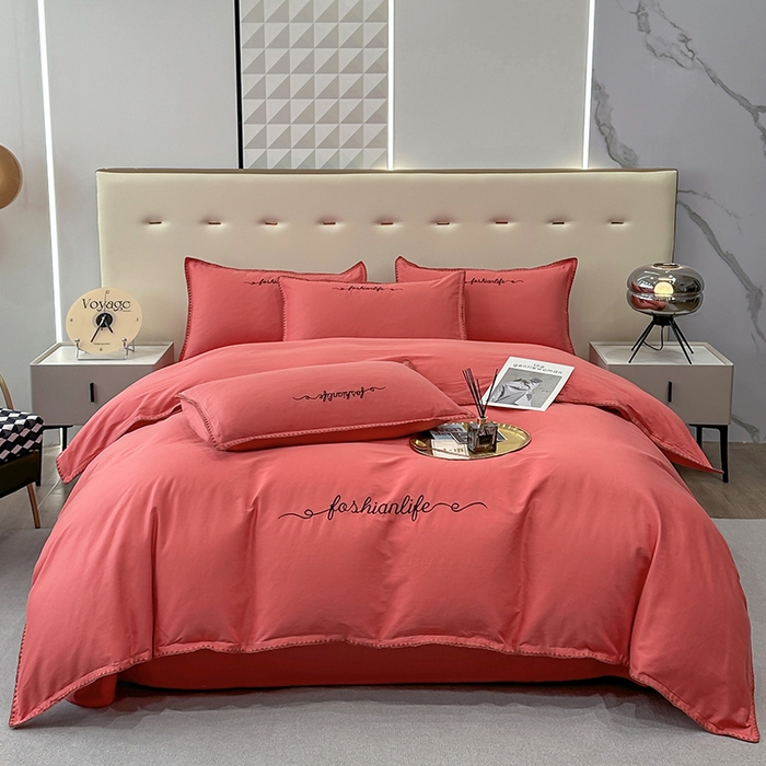 91家纺网 家纺一手货源 找家纺 （总）2025新款13374全棉母婴级贝壳绣宽边枕套纯色刺绣三角针四件套全棉贡缎新疆长绒字母款