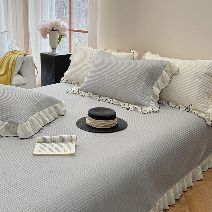 91家纺网 家纺一手货源 找家纺 琳可家居 2025新款雪精灵系列兰精天丝凉感床盖三件套 素雅灰