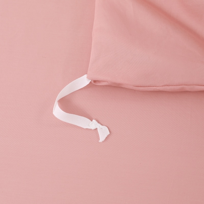 91家纺网 家纺一手货源 找家纺 优姿家纺2025新品高端加密全棉100支绣花宽边四件套 玫瑰花簇粉色