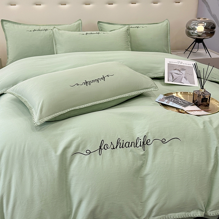 91家纺网 家纺一手货源 找家纺 2025新款13374全棉母婴级贝壳绣宽边枕套纯色刺绣三角针四件套全棉贡缎新疆长绒字母款 贝壳绣-炫彩绿